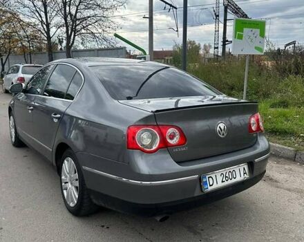 Серый Фольксваген Пассат, объемом двигателя 1.6 л и пробегом 319 тыс. км за 7100 $, фото 2 на Automoto.ua