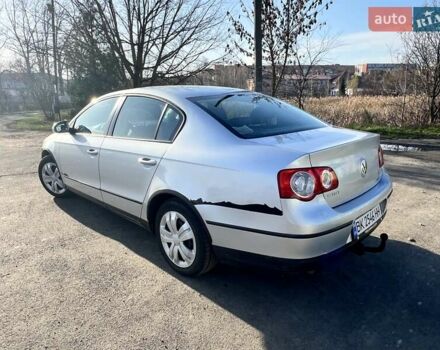 Сірий Фольксваген Пассат, об'ємом двигуна 1.6 л та пробігом 204 тис. км за 5000 $, фото 3 на Automoto.ua