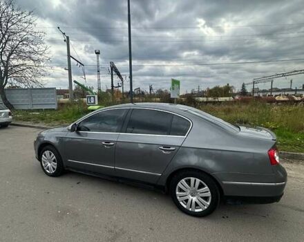 Серый Фольксваген Пассат, объемом двигателя 1.6 л и пробегом 319 тыс. км за 7100 $, фото 5 на Automoto.ua