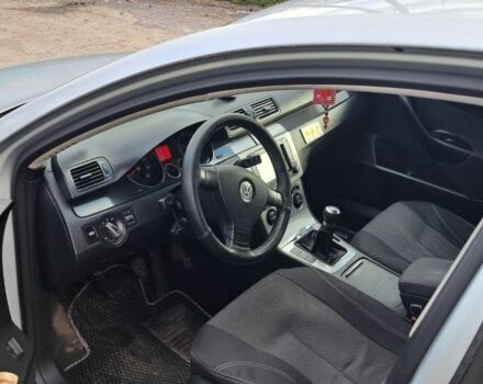 Серый Фольксваген Пассат, объемом двигателя 2 л и пробегом 320 тыс. км за 6000 $, фото 4 на Automoto.ua