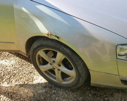 Серый Фольксваген Пассат, объемом двигателя 1.6 л и пробегом 280 тыс. км за 4000 $, фото 7 на Automoto.ua