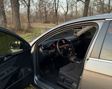 Серый Фольксваген Пассат, объемом двигателя 1.6 л и пробегом 142 тыс. км за 6800 $, фото 10 на Automoto.ua