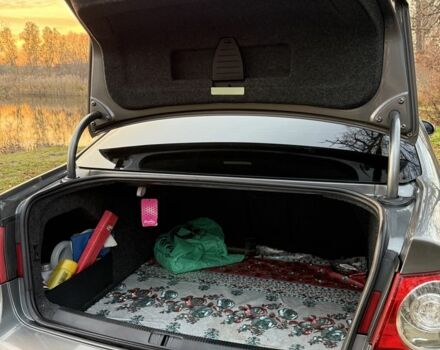 Серый Фольксваген Пассат, объемом двигателя 1.6 л и пробегом 142 тыс. км за 6800 $, фото 2 на Automoto.ua