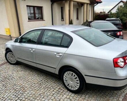 Серый Фольксваген Пассат, объемом двигателя 2 л и пробегом 299 тыс. км за 2200 $, фото 2 на Automoto.ua