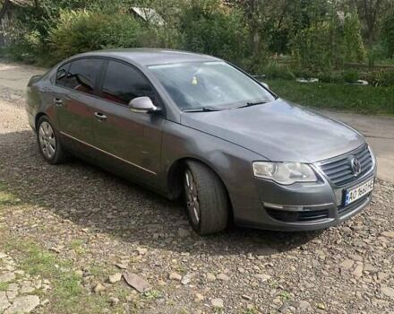 Сірий Фольксваген Пассат, об'ємом двигуна 2 л та пробігом 320 тис. км за 4800 $, фото 3 на Automoto.ua