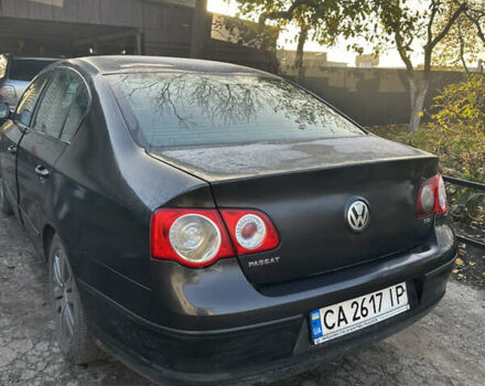 Серый Фольксваген Пассат, объемом двигателя 2 л и пробегом 350 тыс. км за 4999 $, фото 12 на Automoto.ua