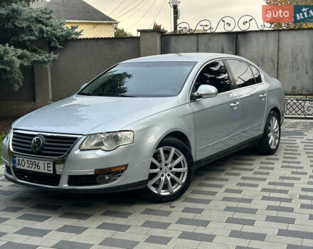 Сірий Фольксваген Пассат, об'ємом двигуна 2 л та пробігом 251 тис. км за 4999 $, фото 2 на Automoto.ua