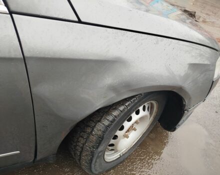 Серый Фольксваген Пассат, объемом двигателя 2 л и пробегом 401 тыс. км за 3500 $, фото 14 на Automoto.ua