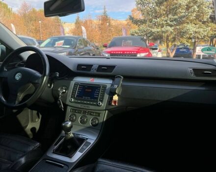 Серый Фольксваген Пассат, объемом двигателя 2 л и пробегом 249 тыс. км за 6700 $, фото 12 на Automoto.ua