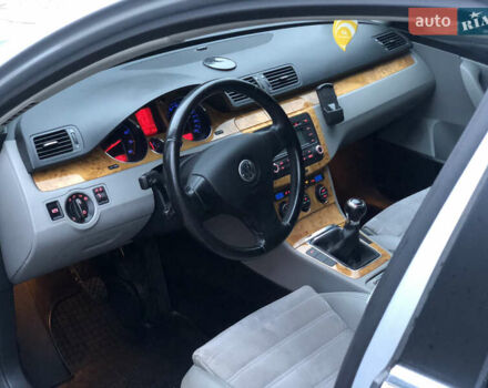 Сірий Фольксваген Пассат, об'ємом двигуна 1.6 л та пробігом 207 тис. км за 6300 $, фото 49 на Automoto.ua