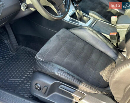 Серый Фольксваген Пассат, объемом двигателя 1.98 л и пробегом 238 тыс. км за 5300 $, фото 17 на Automoto.ua