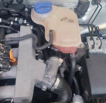 Серый Фольксваген Пассат, объемом двигателя 1.8 л и пробегом 240 тыс. км за 5300 $, фото 7 на Automoto.ua