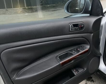 Серый Фольксваген Пассат, объемом двигателя 1.8 л и пробегом 218 тыс. км за 4000 $, фото 12 на Automoto.ua