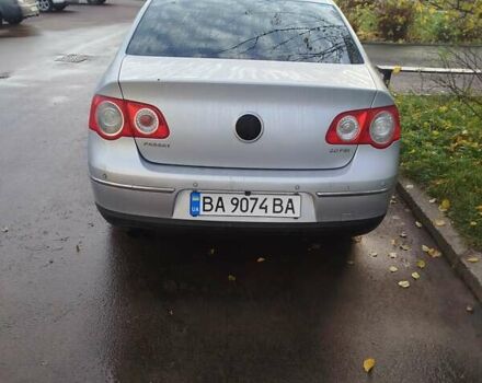 Серый Фольксваген Пассат, объемом двигателя 2 л и пробегом 253 тыс. км за 5500 $, фото 1 на Automoto.ua