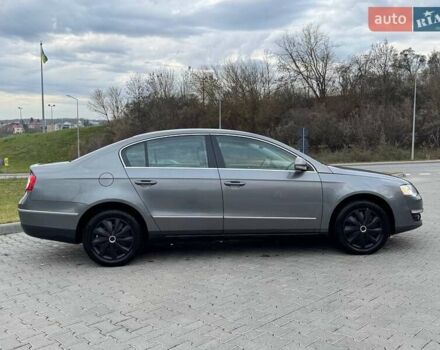 Серый Фольксваген Пассат, объемом двигателя 1.6 л и пробегом 185 тыс. км за 5950 $, фото 12 на Automoto.ua
