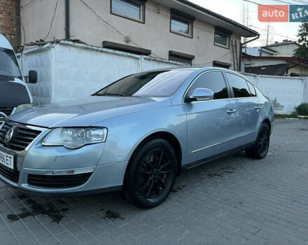 Серый Фольксваген Пассат, объемом двигателя 2 л и пробегом 240 тыс. км за 6800 $, фото 2 на Automoto.ua