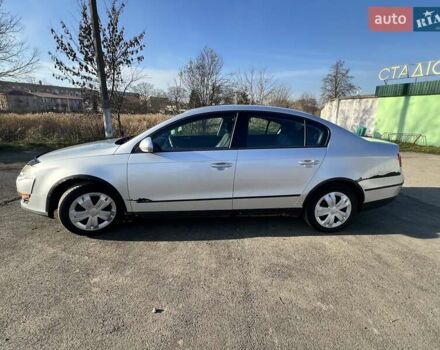 Сірий Фольксваген Пассат, об'ємом двигуна 1.6 л та пробігом 204 тис. км за 5000 $, фото 7 на Automoto.ua