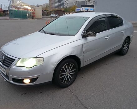 Сірий Фольксваген Пассат, об'ємом двигуна 1.6 л та пробігом 396 тис. км за 3900 $, фото 1 на Automoto.ua