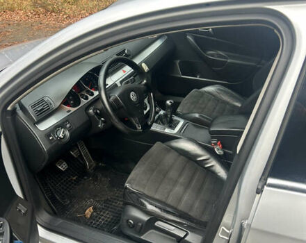 Серый Фольксваген Пассат, объемом двигателя 1.98 л и пробегом 302 тыс. км за 6000 $, фото 4 на Automoto.ua