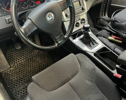 Сірий Фольксваген Пассат, об'ємом двигуна 2 л та пробігом 190 тис. км за 3849 $, фото 4 на Automoto.ua