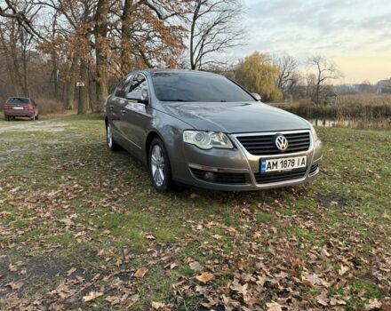 Серый Фольксваген Пассат, объемом двигателя 1.6 л и пробегом 142 тыс. км за 6800 $, фото 7 на Automoto.ua