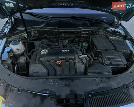 Серый Фольксваген Пассат, объемом двигателя 2 л и пробегом 240 тыс. км за 6800 $, фото 20 на Automoto.ua