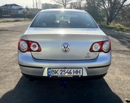 Серый Фольксваген Пассат, объемом двигателя 1.6 л и пробегом 204 тыс. км за 5000 $, фото 5 на Automoto.ua