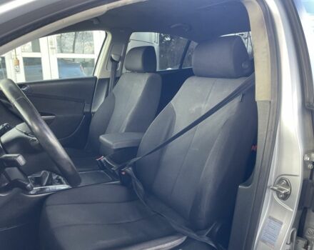 Сірий Фольксваген Пассат, об'ємом двигуна 2 л та пробігом 400 тис. км за 2650 $, фото 9 на Automoto.ua