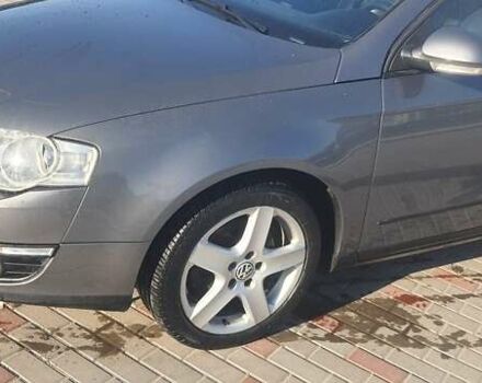 Сірий Фольксваген Пассат, об'ємом двигуна 1.6 л та пробігом 240 тис. км за 6800 $, фото 29 на Automoto.ua