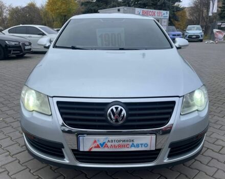 Серый Фольксваген Пассат, объемом двигателя 1.6 л и пробегом 236 тыс. км за 6400 $, фото 1 на Automoto.ua