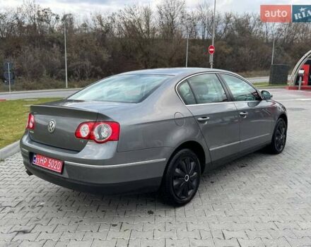 Серый Фольксваген Пассат, объемом двигателя 1.6 л и пробегом 185 тыс. км за 5950 $, фото 11 на Automoto.ua