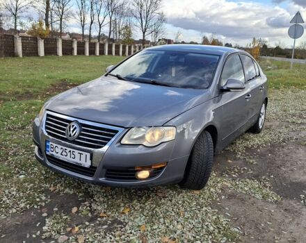 Серый Фольксваген Пассат, объемом двигателя 1.6 л и пробегом 256 тыс. км за 5300 $, фото 8 на Automoto.ua