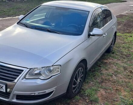 Серый Фольксваген Пассат, объемом двигателя 2 л и пробегом 320 тыс. км за 6000 $, фото 1 на Automoto.ua