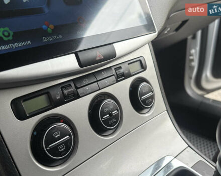 Сірий Фольксваген Пассат, об'ємом двигуна 2 л та пробігом 180 тис. км за 6450 $, фото 17 на Automoto.ua