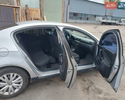 Серый Фольксваген Пассат, объемом двигателя 1.98 л и пробегом 280 тыс. км за 5300 $, фото 1 на Automoto.ua