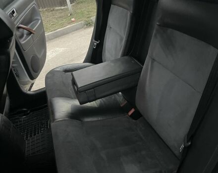 Серый Фольксваген Пассат, объемом двигателя 1.8 л и пробегом 218 тыс. км за 4000 $, фото 10 на Automoto.ua