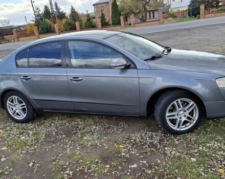 Серый Фольксваген Пассат, объемом двигателя 1.6 л и пробегом 256 тыс. км за 5300 $, фото 6 на Automoto.ua