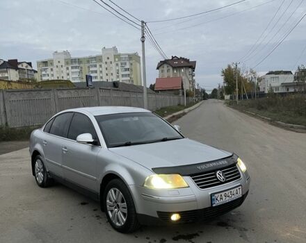 Серый Фольксваген Пассат, объемом двигателя 1.8 л и пробегом 218 тыс. км за 4000 $, фото 1 на Automoto.ua