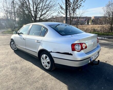 Серый Фольксваген Пассат, объемом двигателя 1.6 л и пробегом 204 тыс. км за 5000 $, фото 4 на Automoto.ua