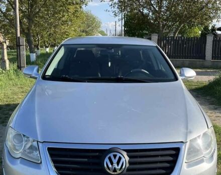 Серый Фольксваген Пассат, объемом двигателя 2 л и пробегом 238 тыс. км за 5000 $, фото 1 на Automoto.ua