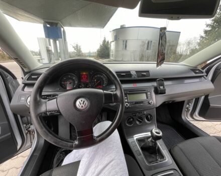 Серый Фольксваген Пассат, объемом двигателя 2 л и пробегом 400 тыс. км за 2650 $, фото 16 на Automoto.ua