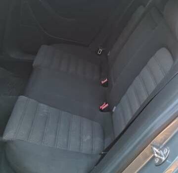 Сірий Фольксваген Пассат, об'ємом двигуна 2 л та пробігом 320 тис. км за 4800 $, фото 9 на Automoto.ua