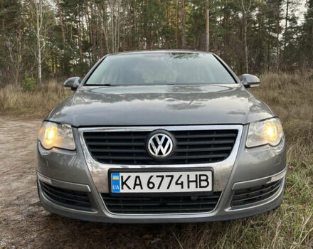 Сірий Фольксваген Пассат, об'ємом двигуна 1.98 л та пробігом 285 тис. км за 7000 $, фото 1 на Automoto.ua