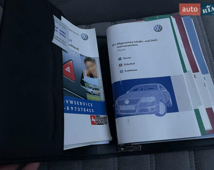 Сірий Фольксваген Пассат, об'ємом двигуна 1.6 л та пробігом 209 тис. км за 6299 $, фото 11 на Automoto.ua