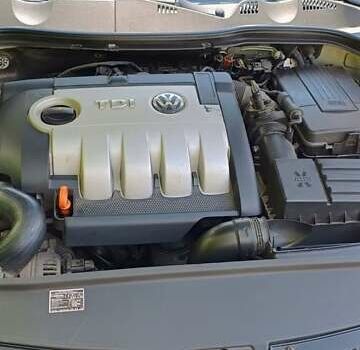 Серый Фольксваген Пассат, объемом двигателя 1.97 л и пробегом 250 тыс. км за 5500 $, фото 8 на Automoto.ua