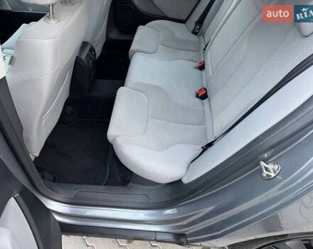 Серый Фольксваген Пассат, объемом двигателя 1.6 л и пробегом 185 тыс. км за 5950 $, фото 46 на Automoto.ua