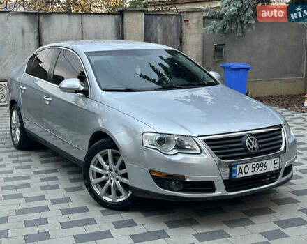 Сірий Фольксваген Пассат, об'ємом двигуна 2 л та пробігом 251 тис. км за 4999 $, фото 1 на Automoto.ua