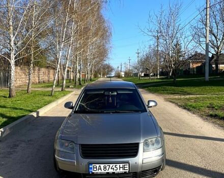 Серый Фольксваген Пассат, объемом двигателя 1.8 л и пробегом 270 тыс. км за 5400 $, фото 1 на Automoto.ua