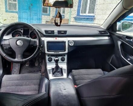 Серый Фольксваген Пассат, объемом двигателя 2 л и пробегом 317 тыс. км за 5500 $, фото 1 на Automoto.ua