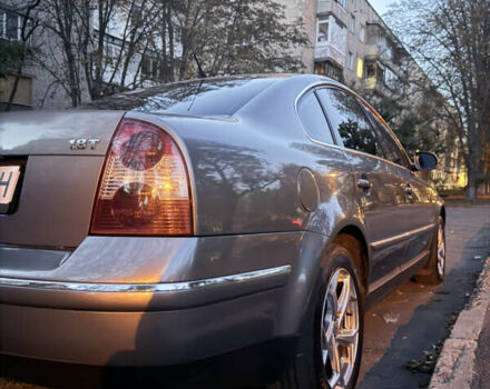 Серый Фольксваген Пассат, объемом двигателя 1.78 л и пробегом 230 тыс. км за 5000 $, фото 11 на Automoto.ua